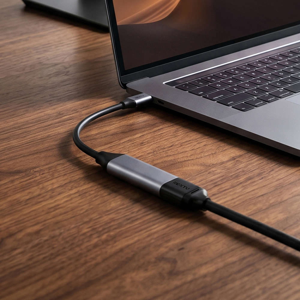 넥스트유 USB-C to HDMI 2.1 8K 변환 케이블 2m 9302CHM